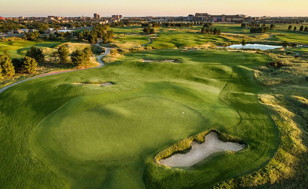 Rawls, lubbock, Texas Golf course information and reviews.